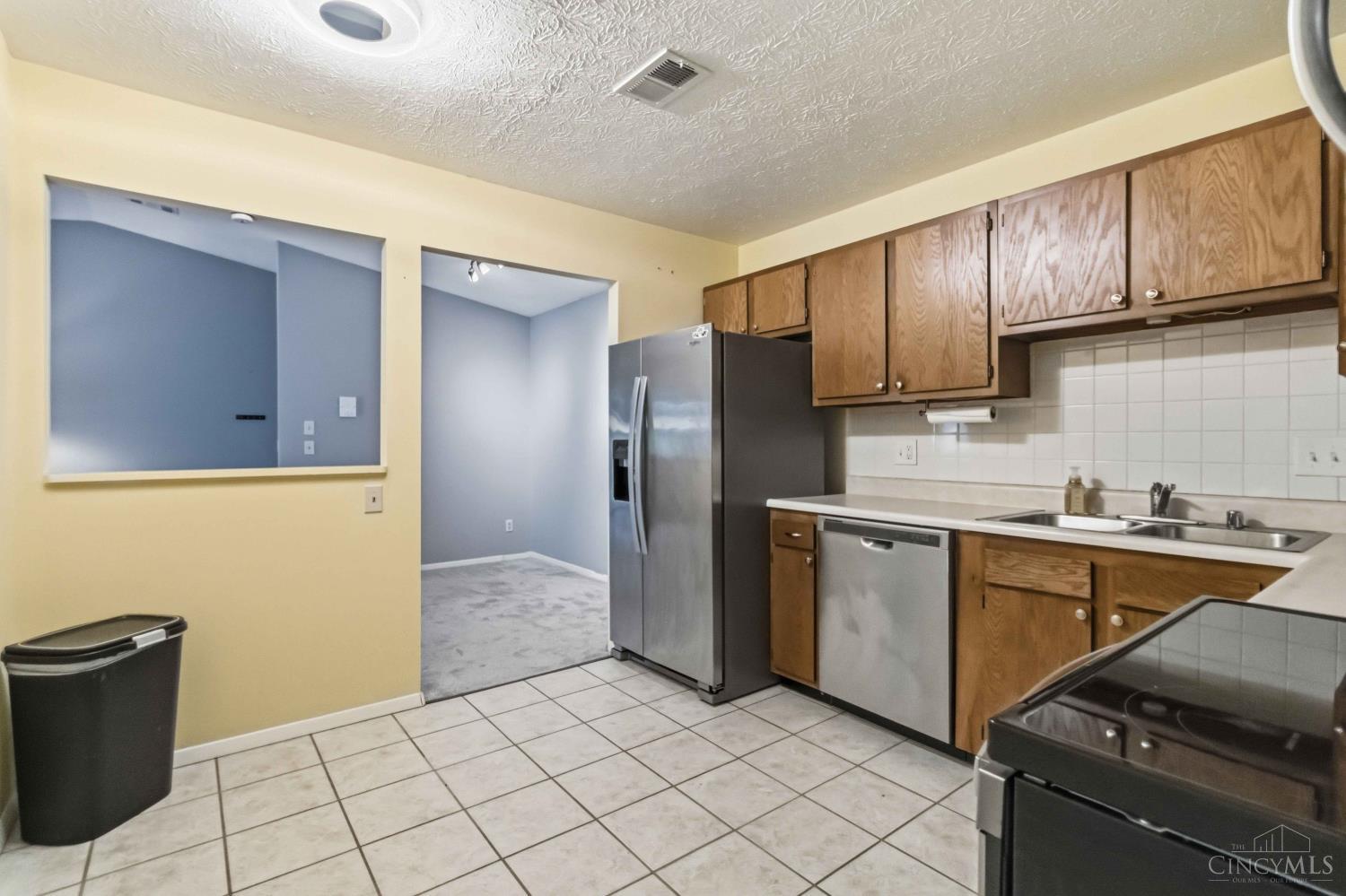 537 Davis Road Property Photo 16