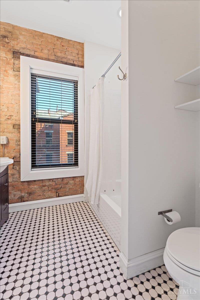 1302 Main Street Property Photo 47