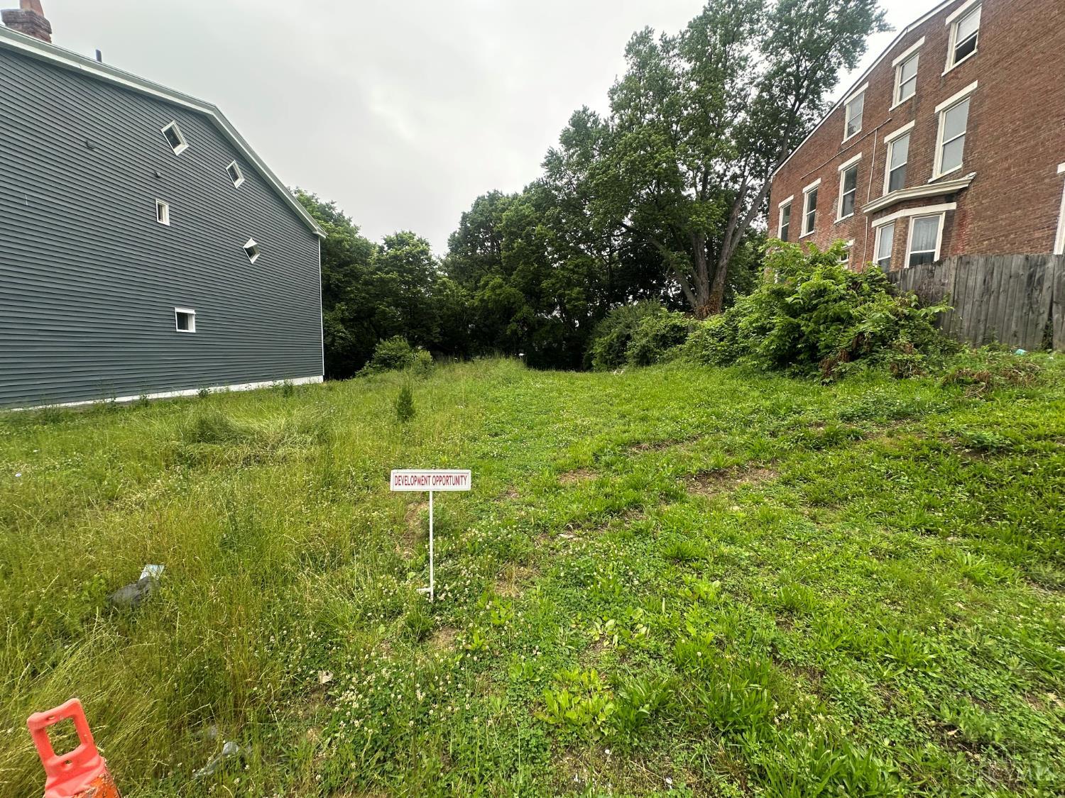 963 Wells Street Property Photo 1