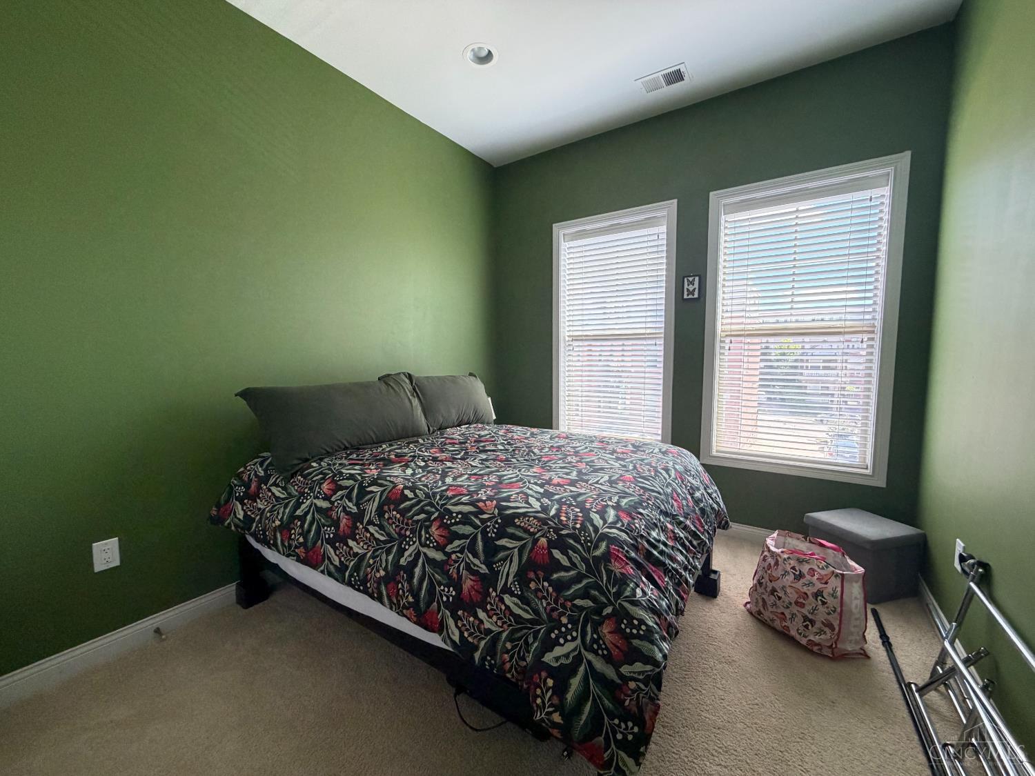 219 Stetson Street Property Photo 8