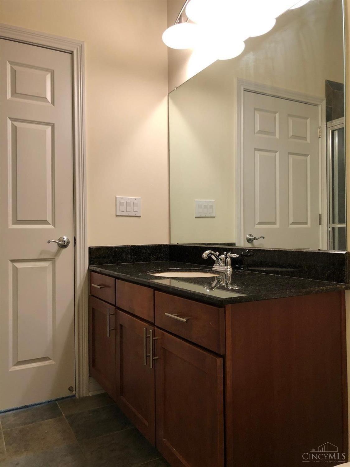 219 Stetson Street Property Photo 10