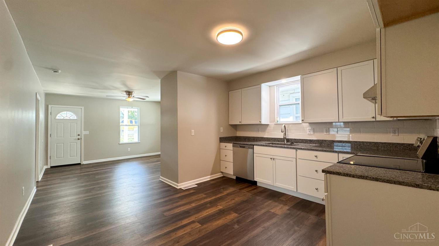 1836 Parrish Avenue Property Photo 15