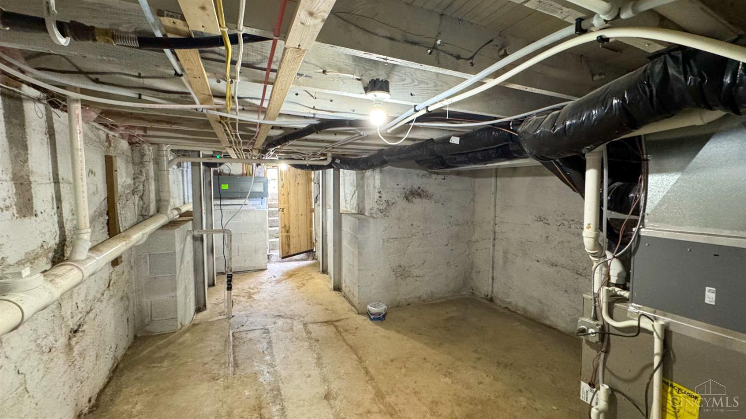 1836 Parrish Avenue Property Photo 31