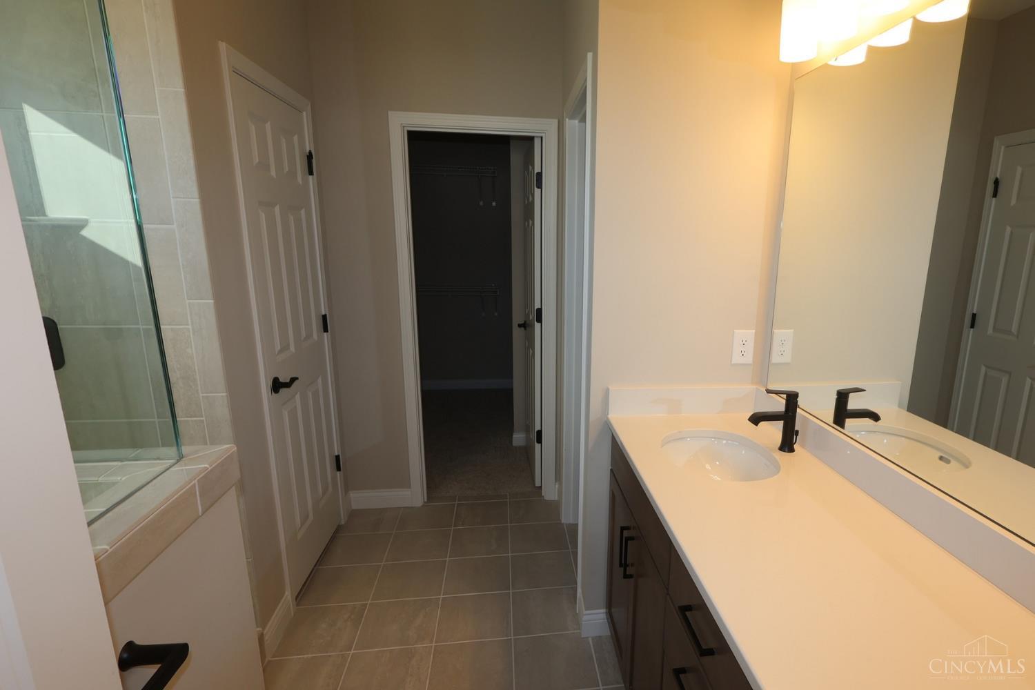 195 Tilly Court Property Photo 8