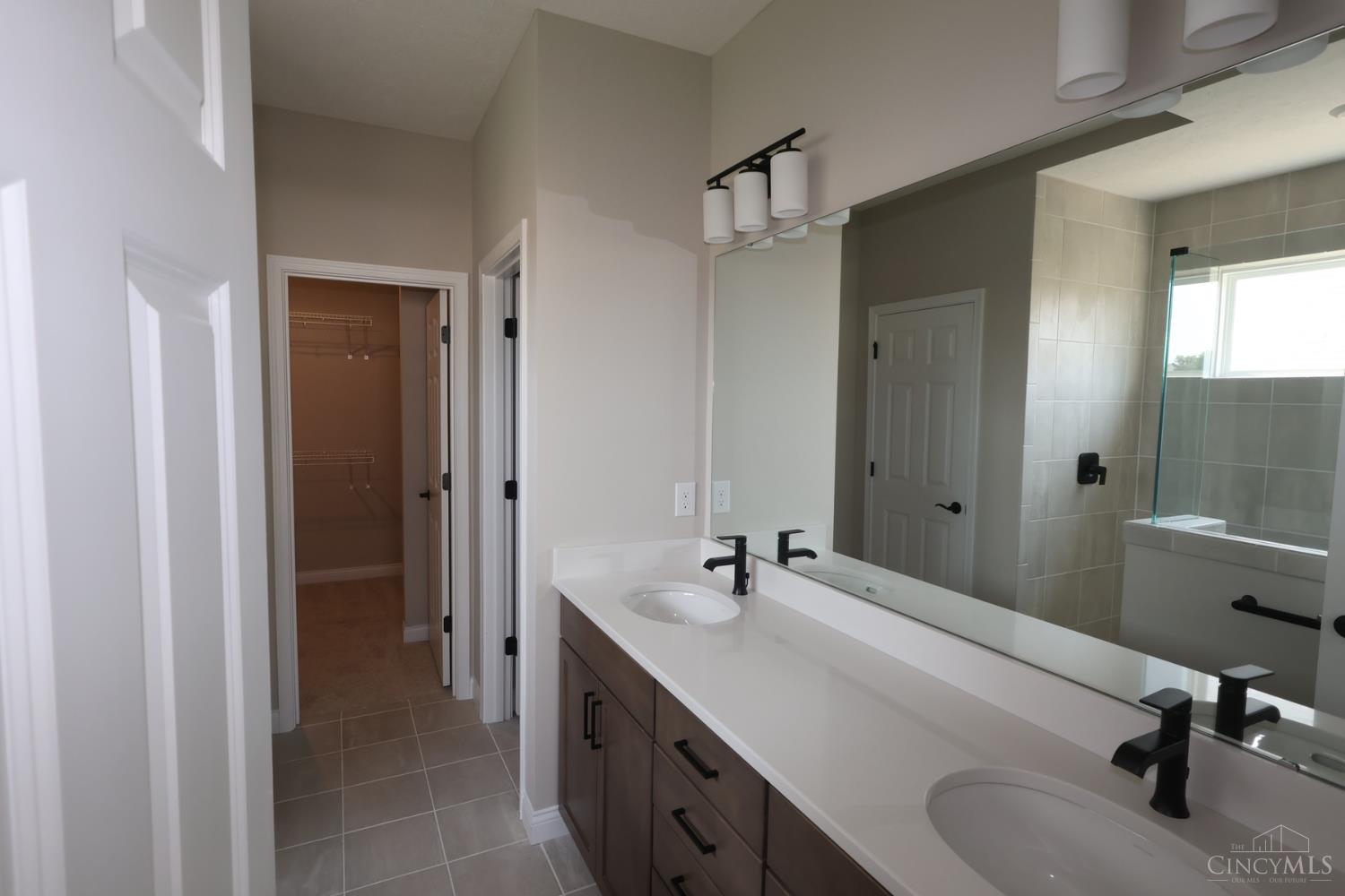 195 Tilly Court Property Photo 11