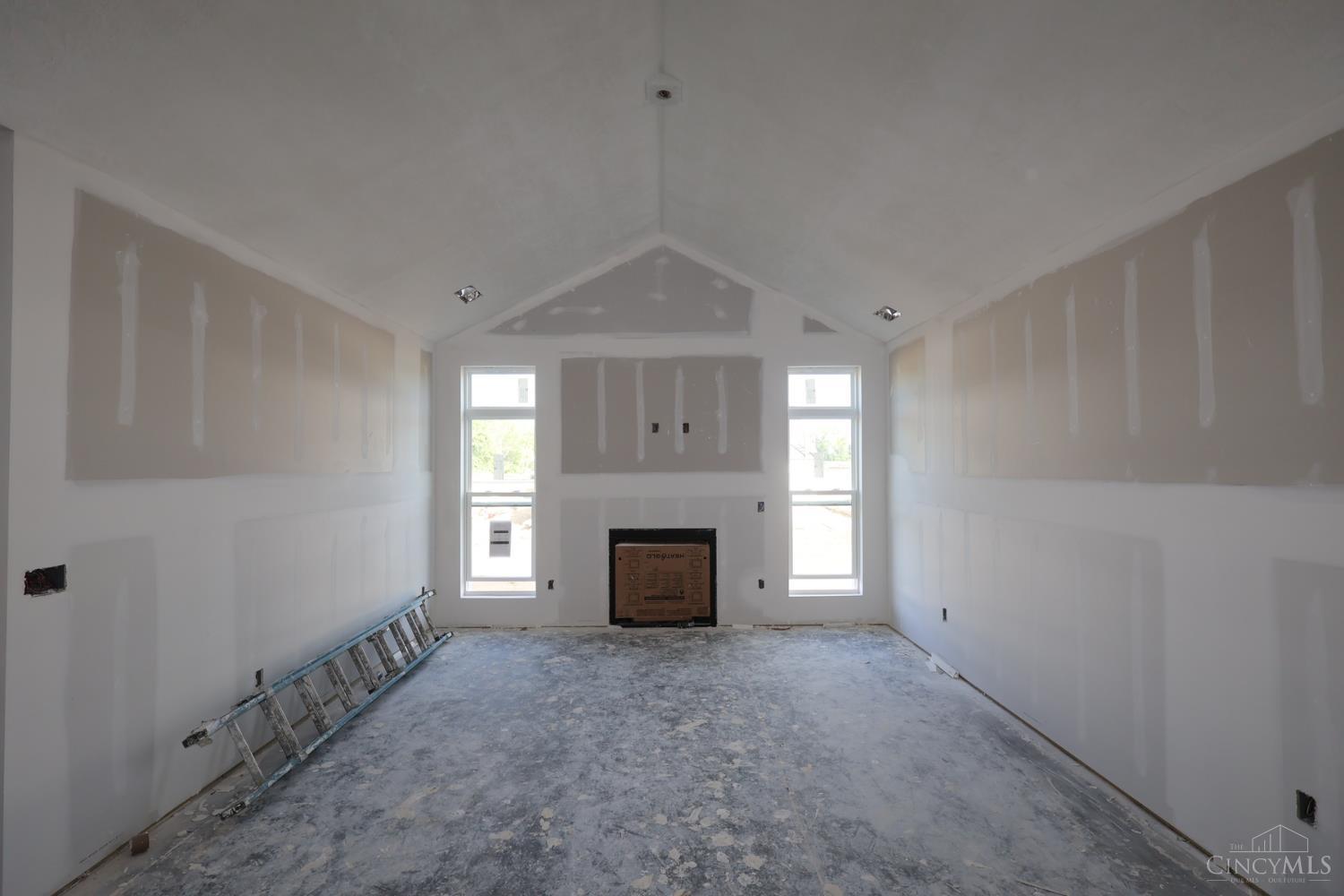 195 Tilly Court Property Photo 18