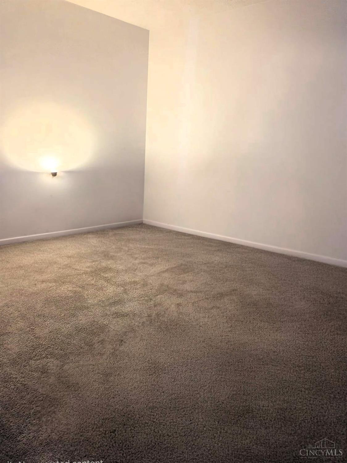 5453 Camelot Drive Property Photo 10