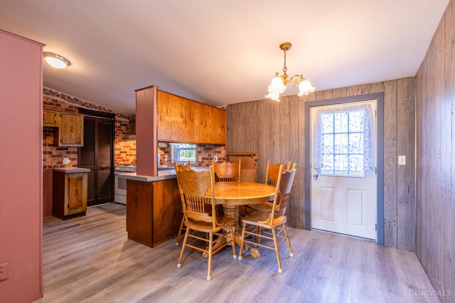 4299 White Oak Road Property Photo 16