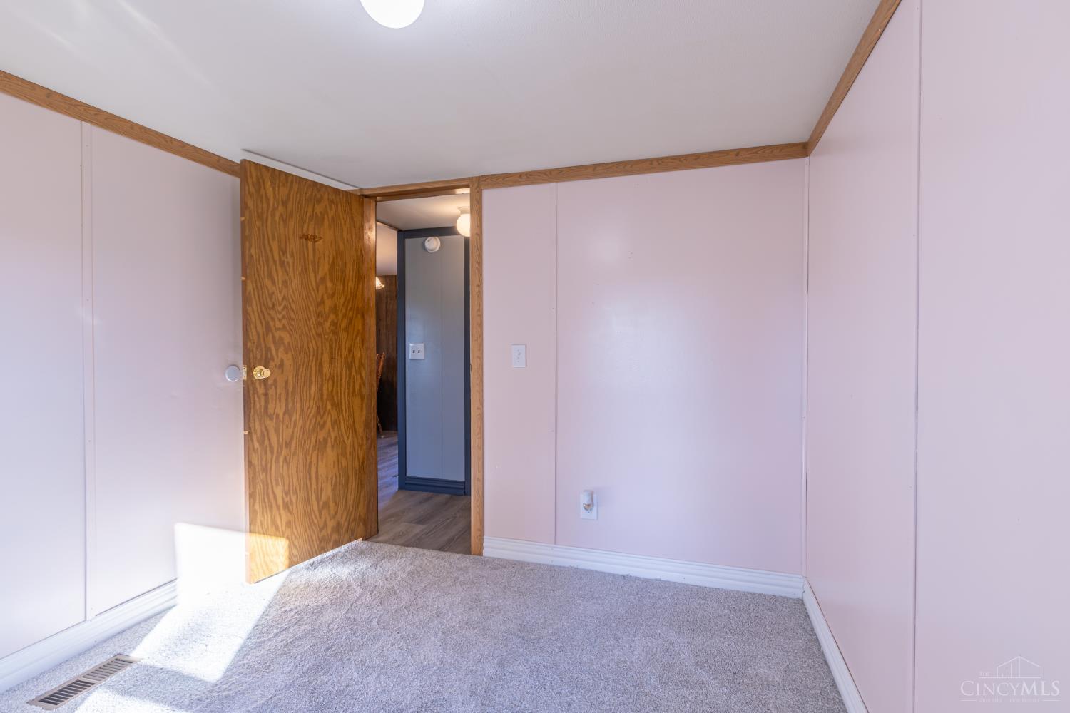 4299 White Oak Road Property Photo 24