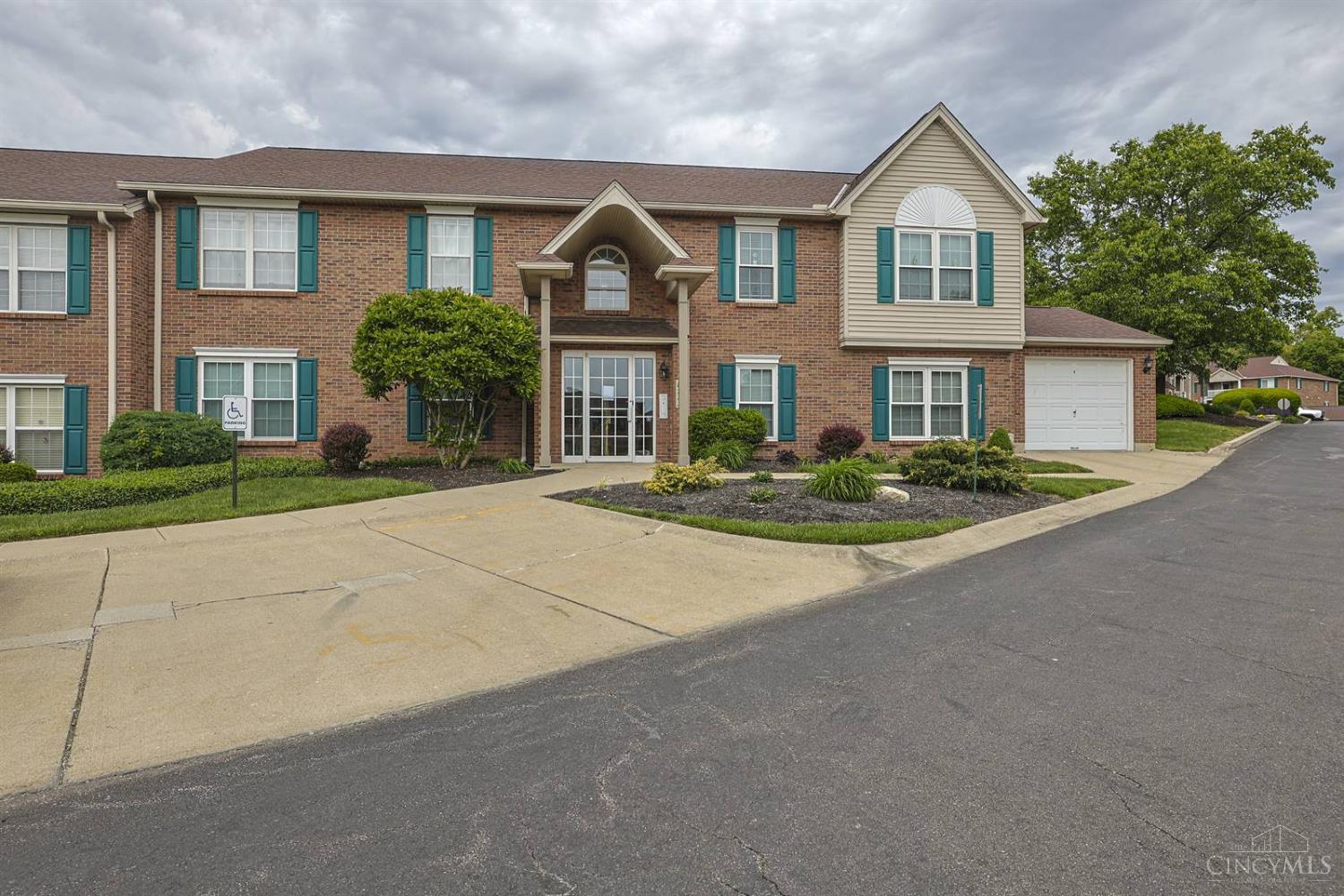 8773 Carrousel Park Circle Property Photo 1