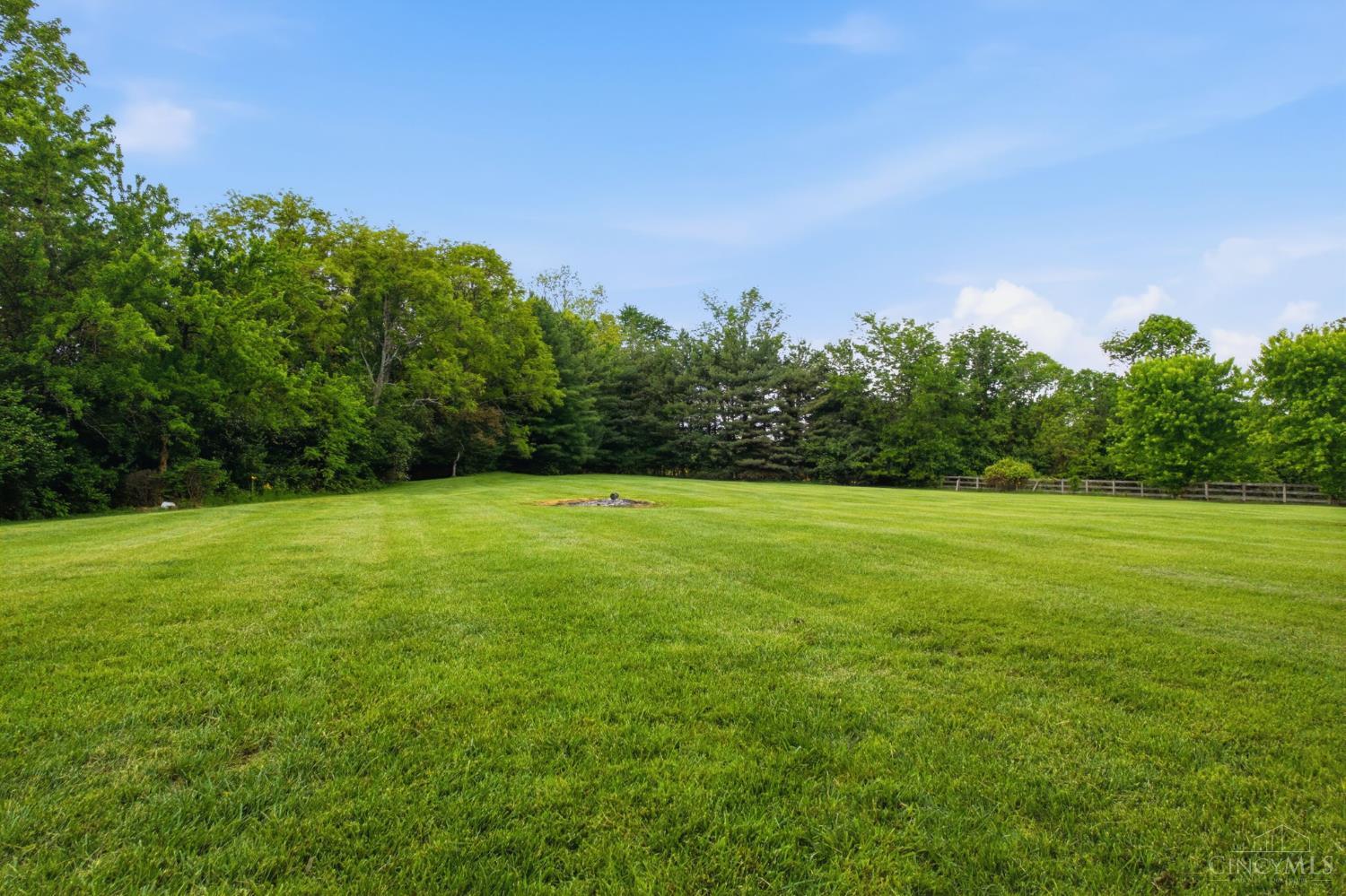 4513 Cedar Hill Drive Property Photo 15