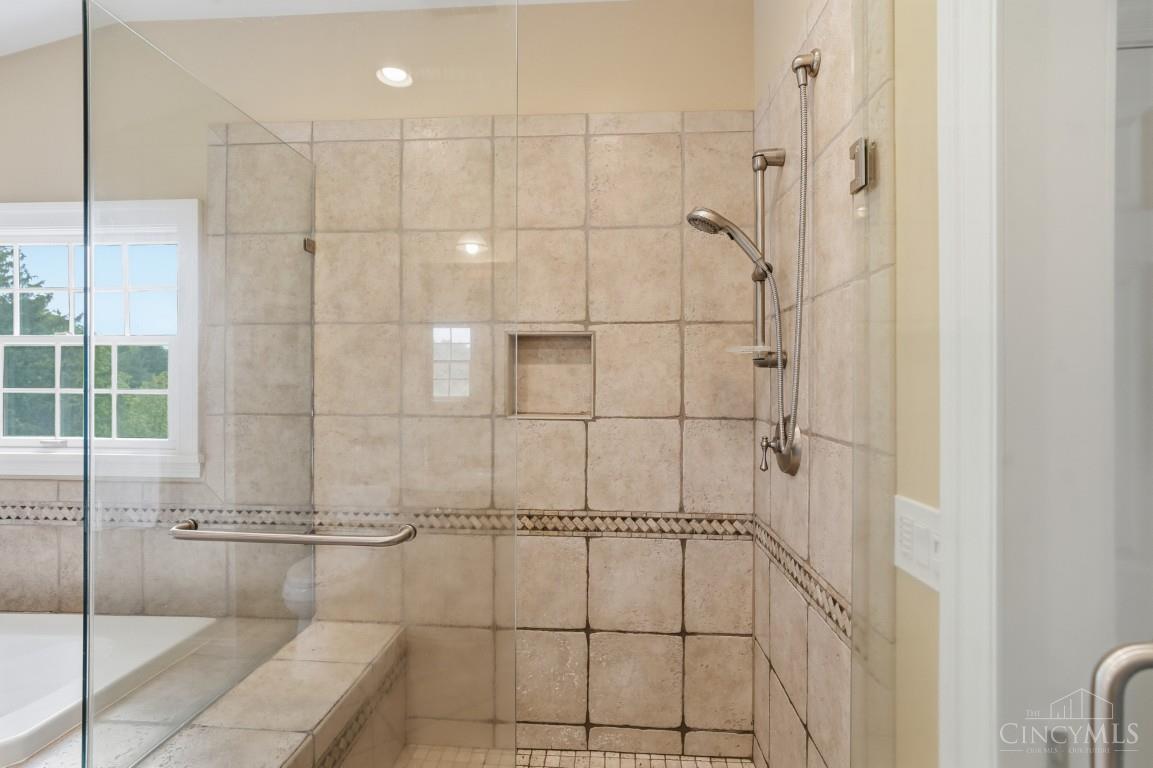 6046 Gaines Road Property Photo 45