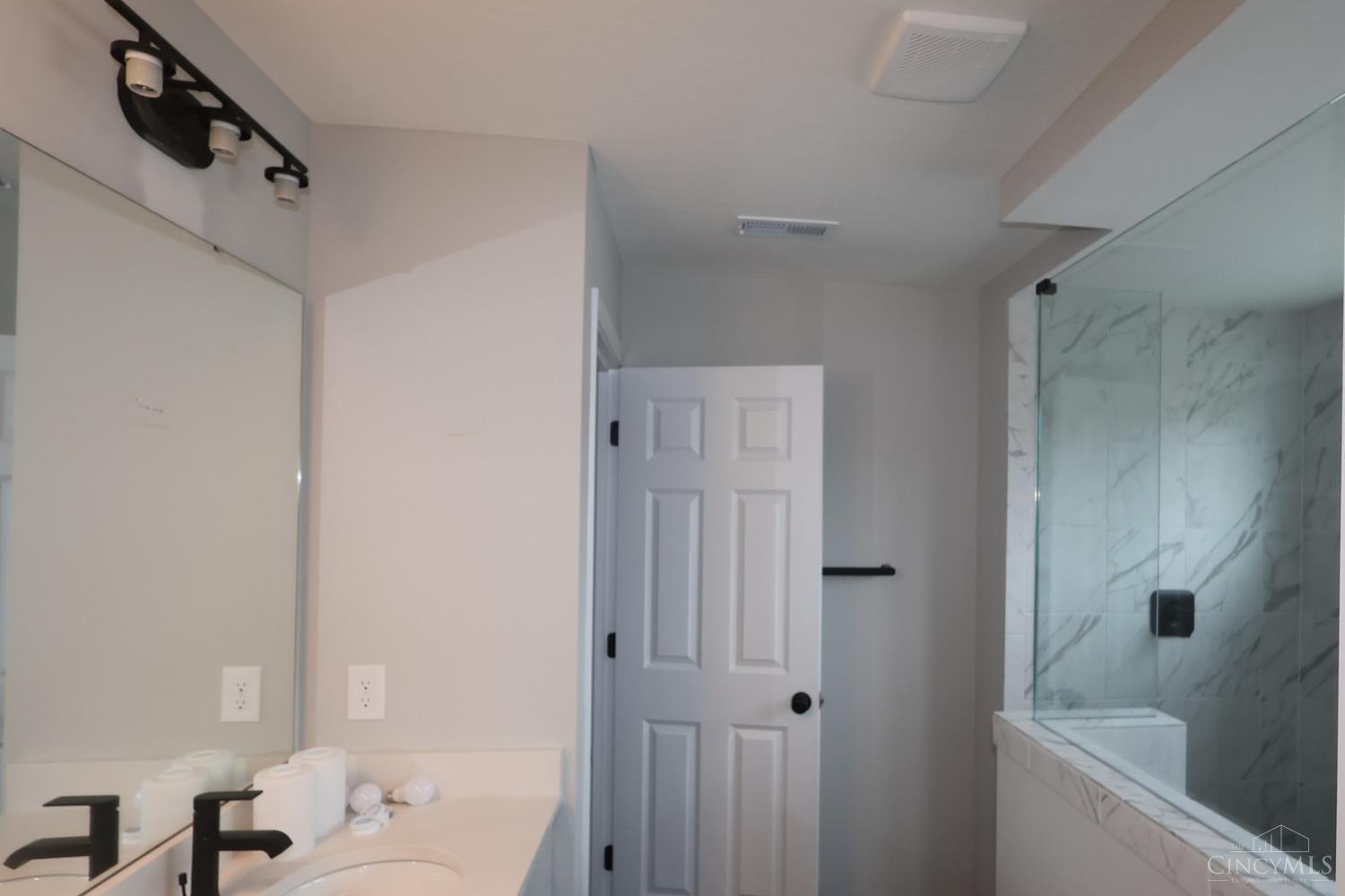 3856 Clove Lane Property Photo 16