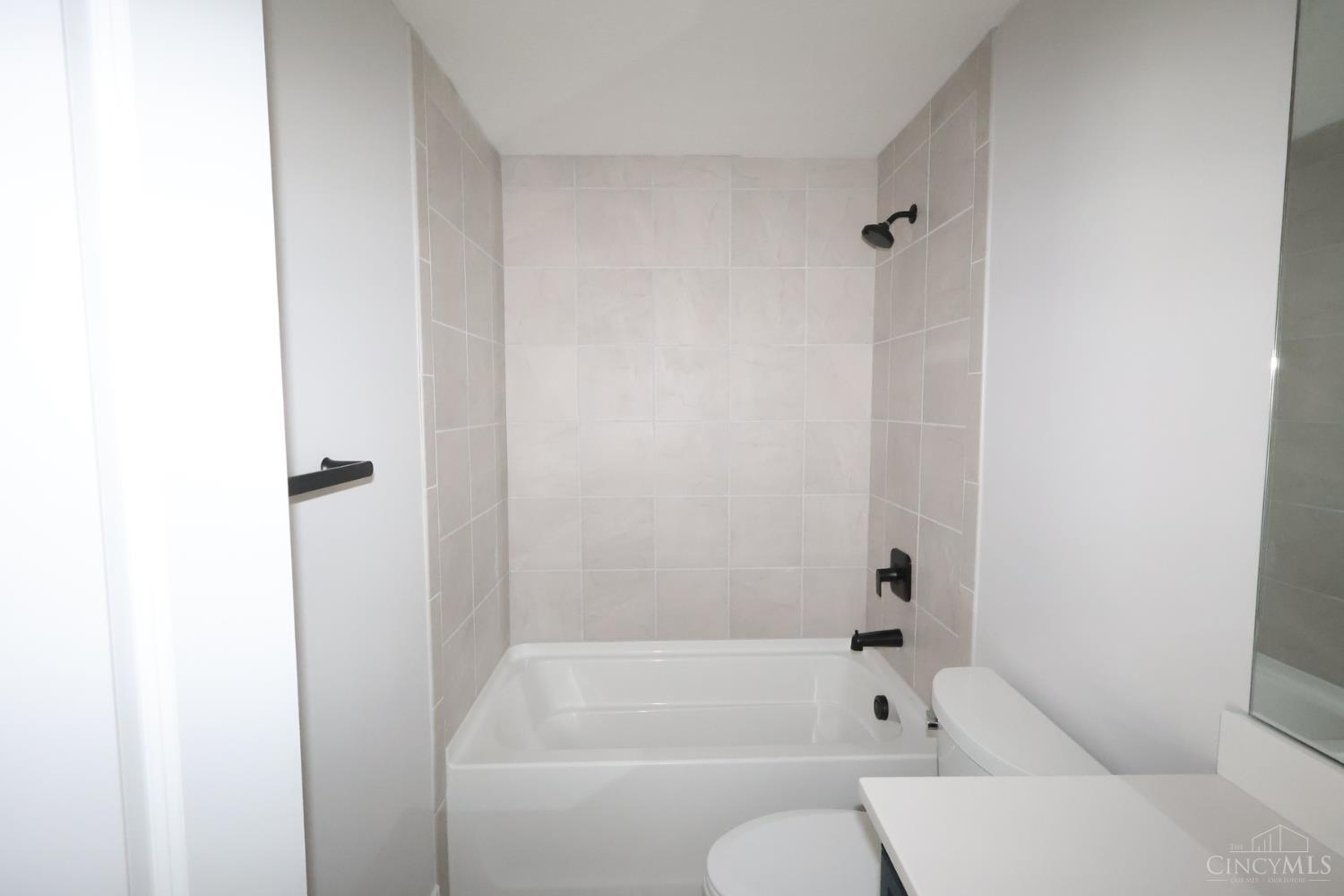 6378 Coverage Court Property Photo 15