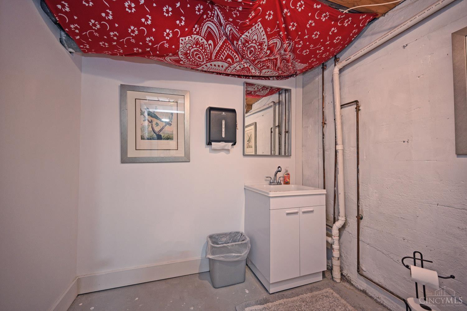 2150 Alpine Place Property Photo 37