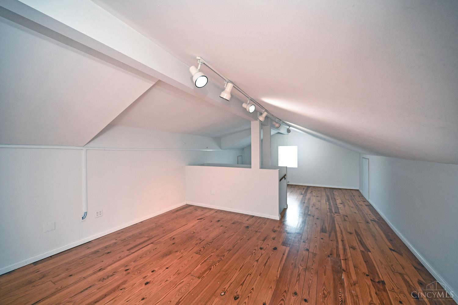 2150 Alpine Place Property Photo 40