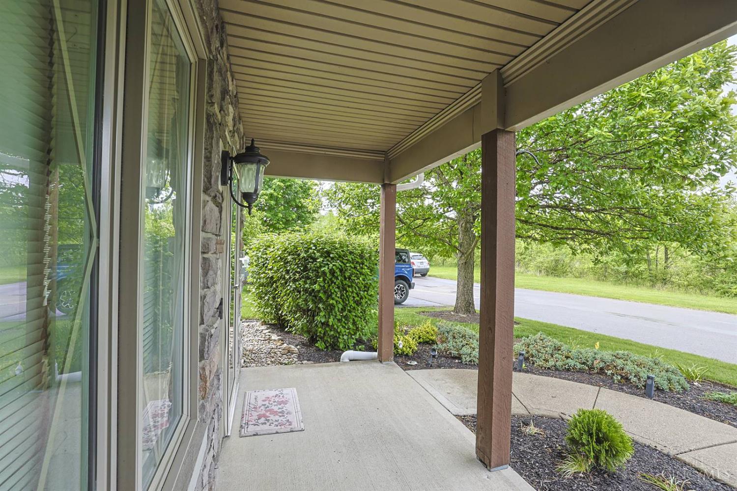 206 Edinburgh Lane Property Photo 2