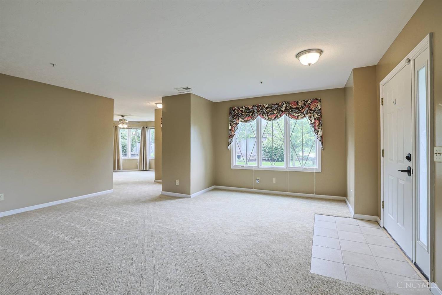 206 Edinburgh Lane Property Photo 7