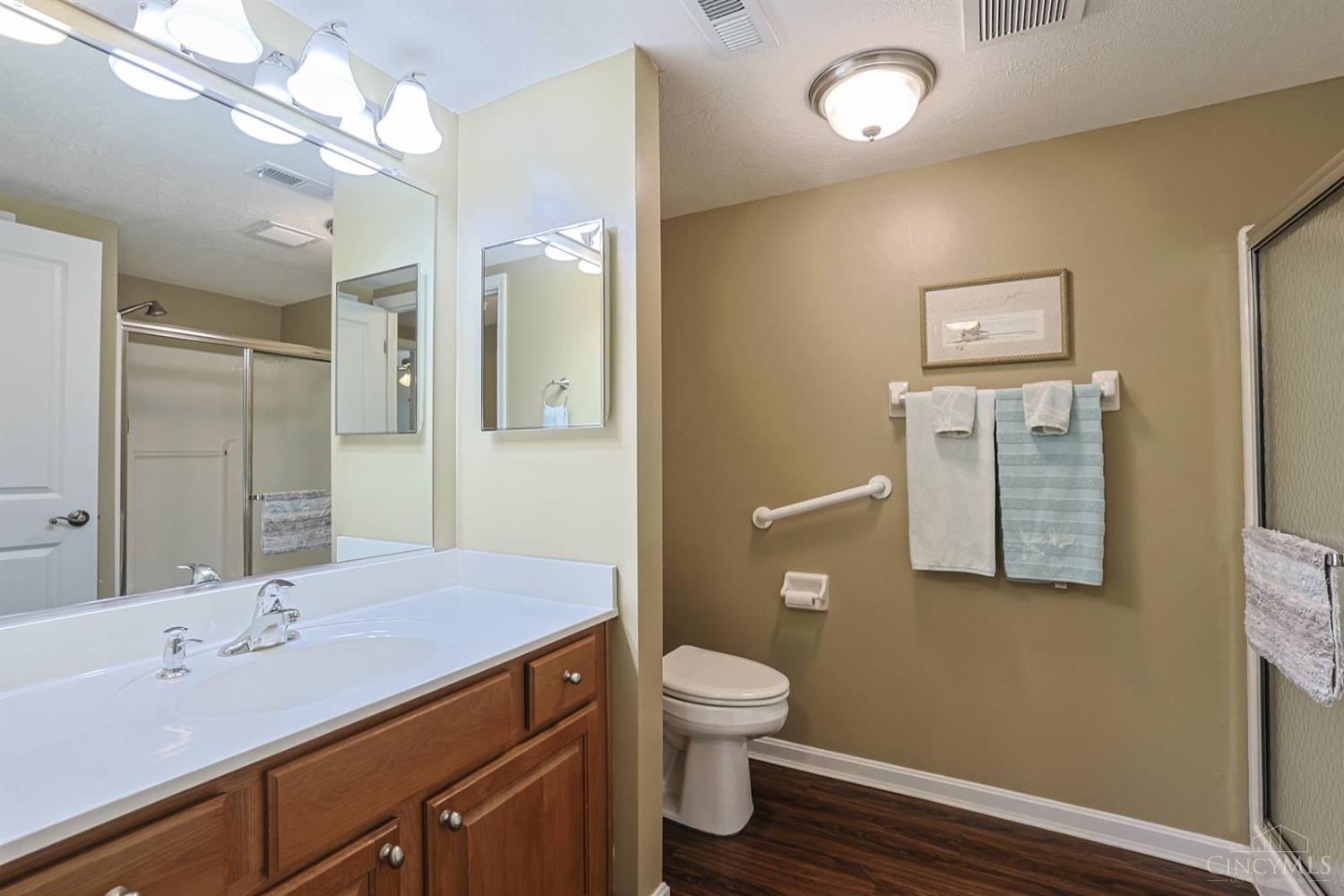 206 Edinburgh Lane Property Photo 27