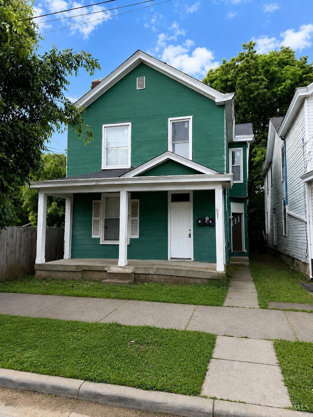 S 1037 Second Street Property Photo 1