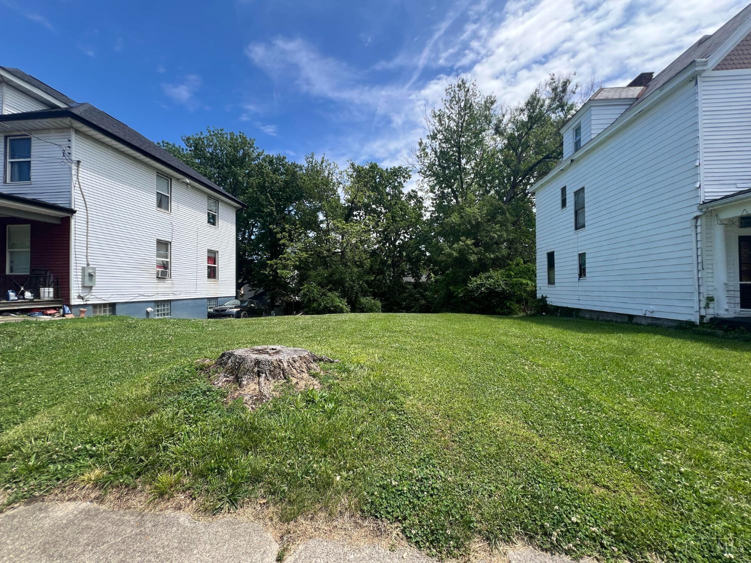 1130 Winfield Avenue Property Photo 1