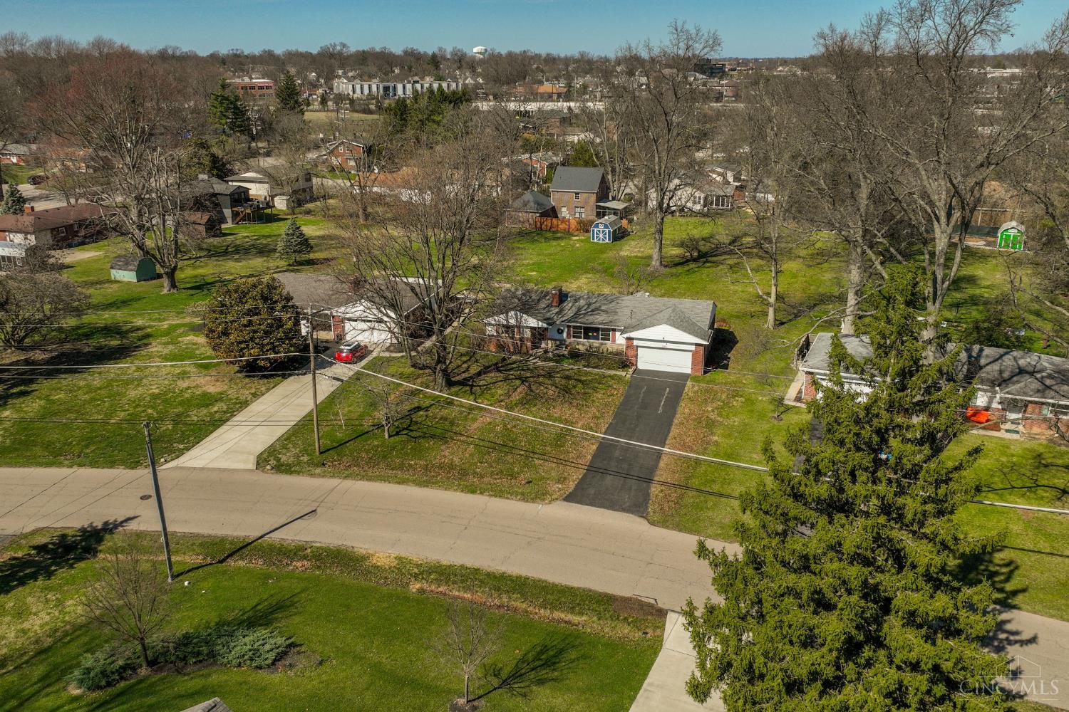 5000 Belleview Avenue Property Photo 8