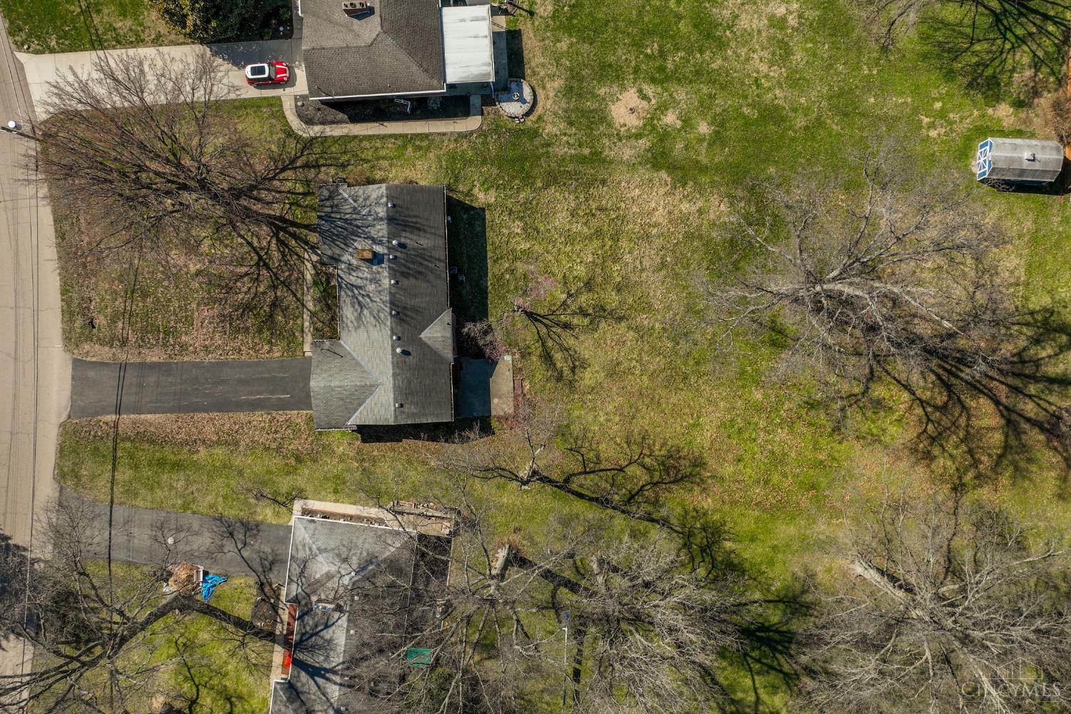 5000 Belleview Avenue Property Photo 14