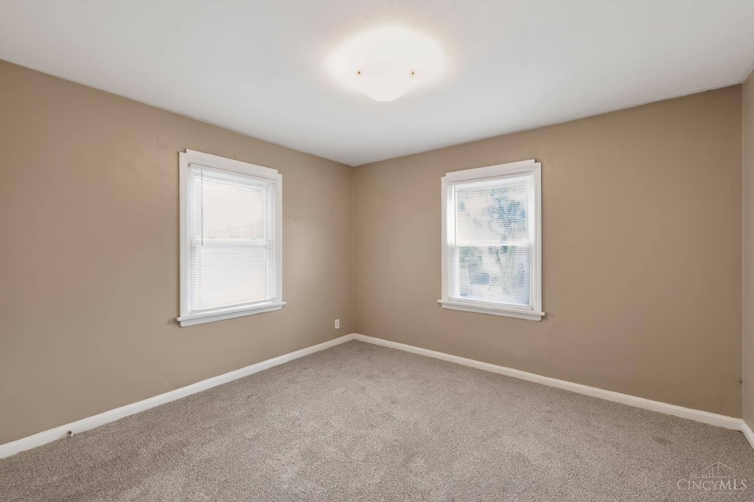 1866 Ashbrook Drive Property Photo 8