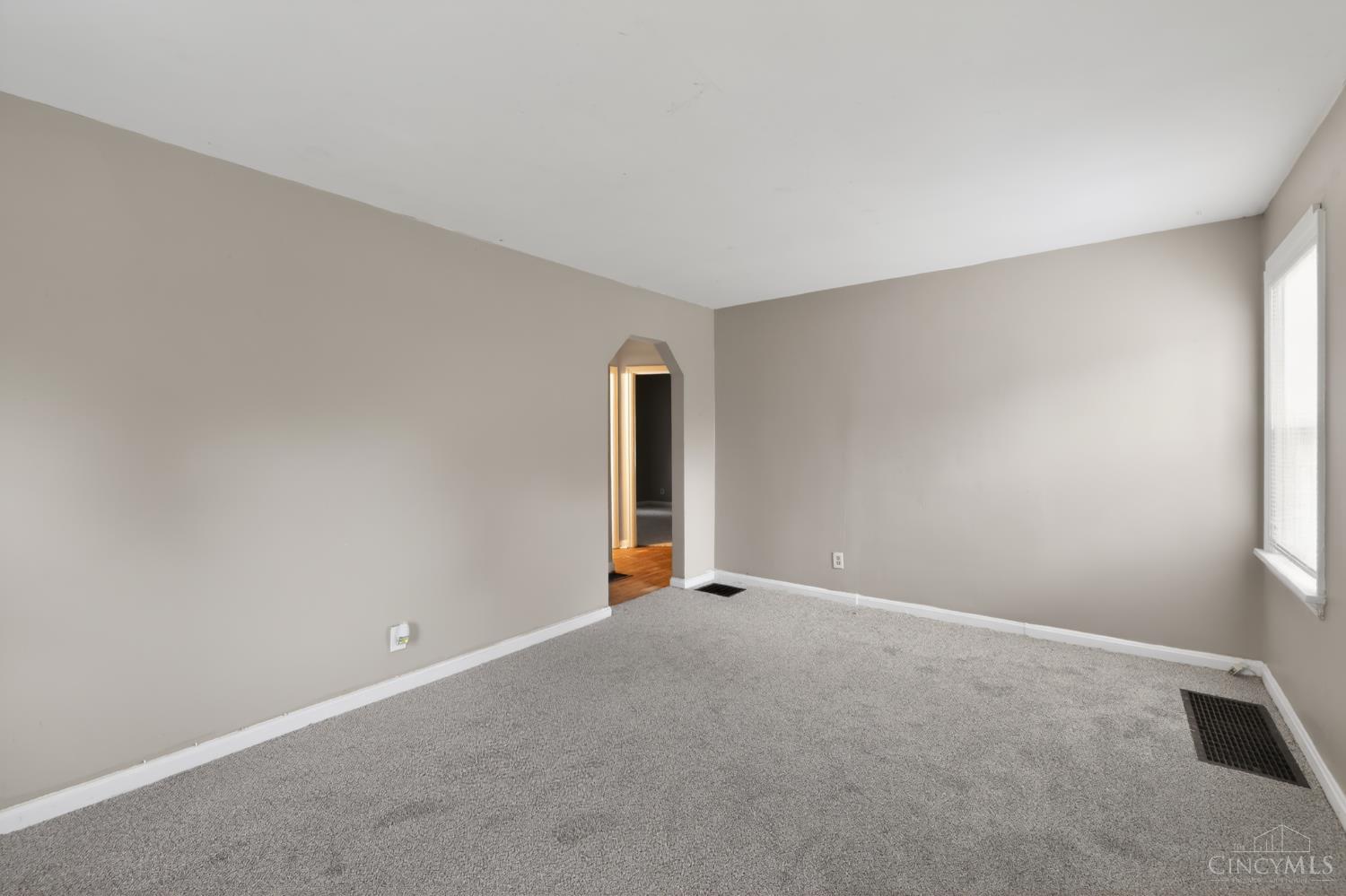 1866 Ashbrook Drive Property Photo 10