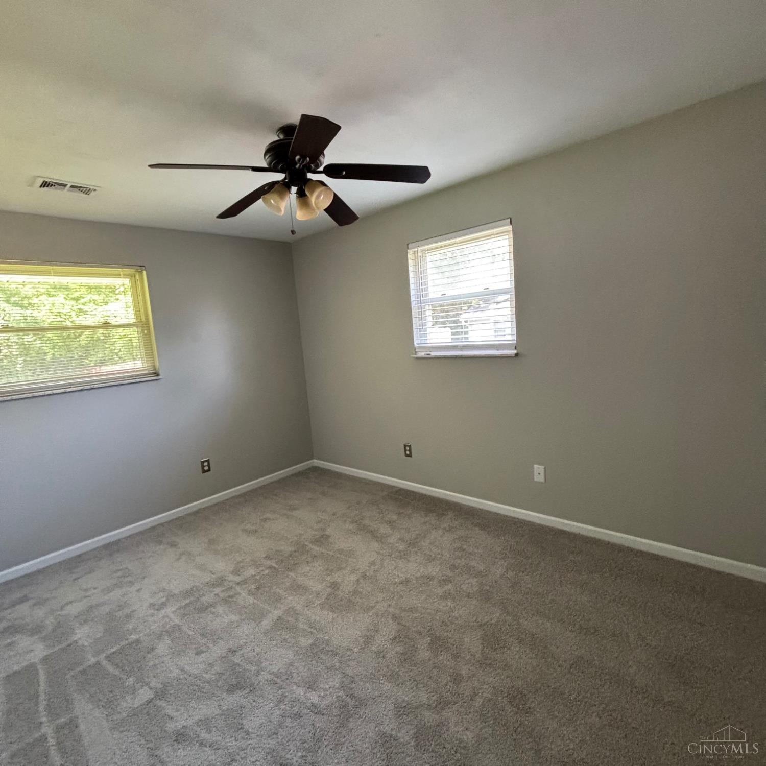 973 Seminole Property Photo 9