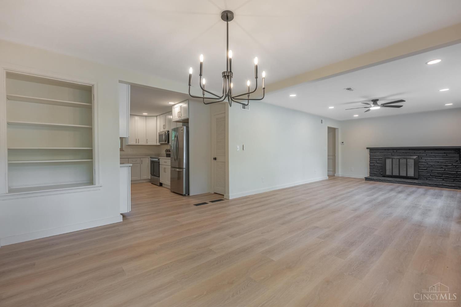 6481 Devonwood Drive Property Photo 13