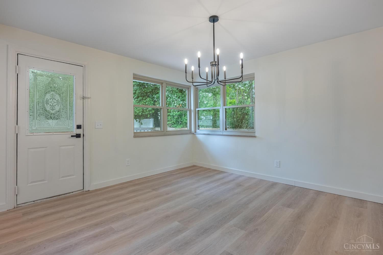 6481 Devonwood Drive Property Photo 15
