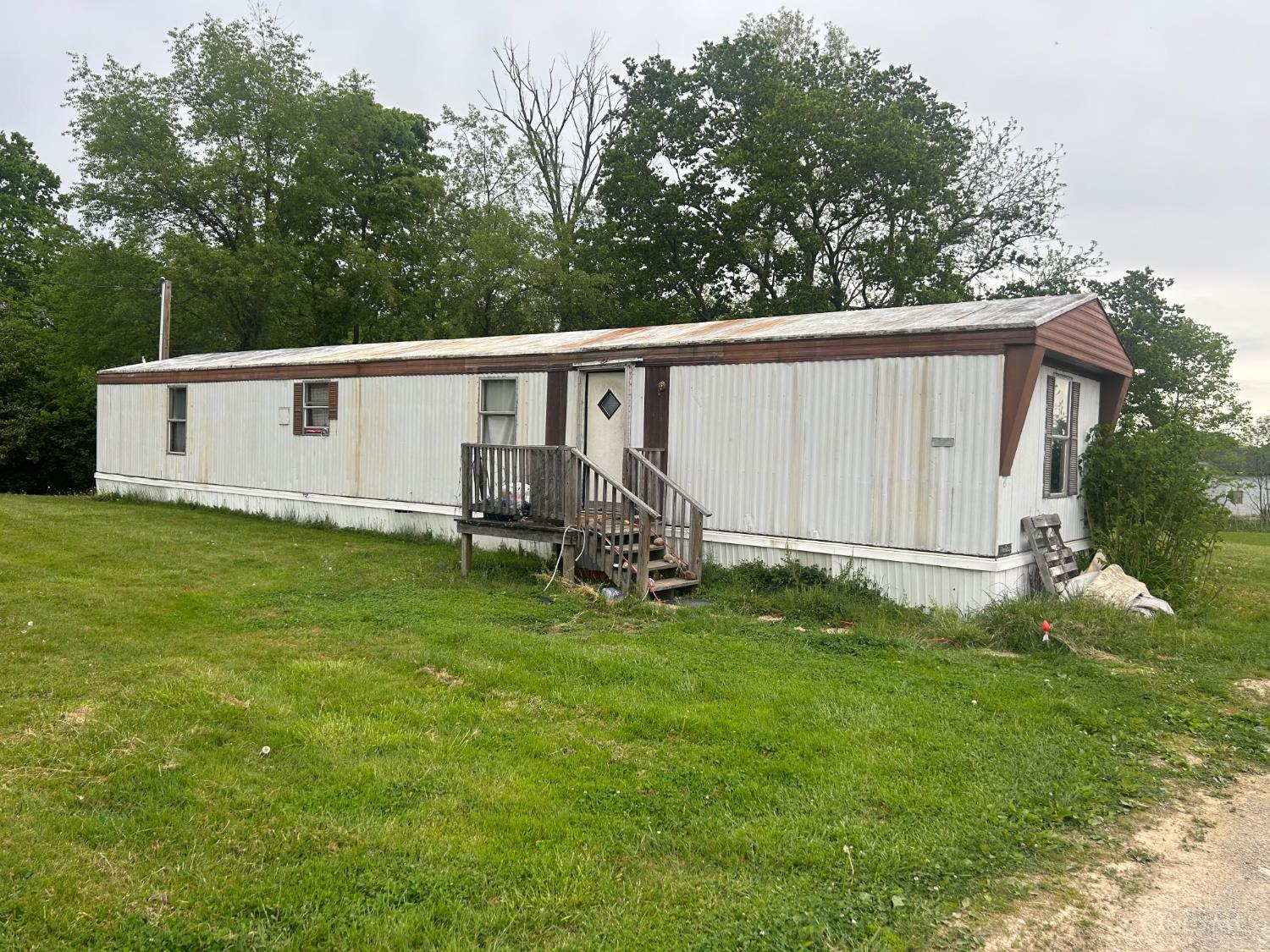 16666 St Rt 247 Property Photo 4