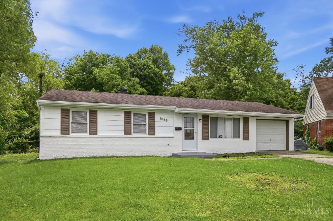 1855 Bluehill Drive Property Photo 2