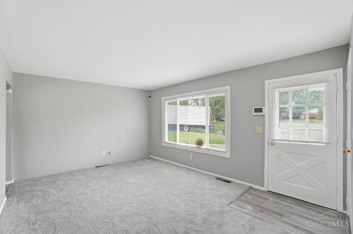1855 Bluehill Drive Property Photo 5