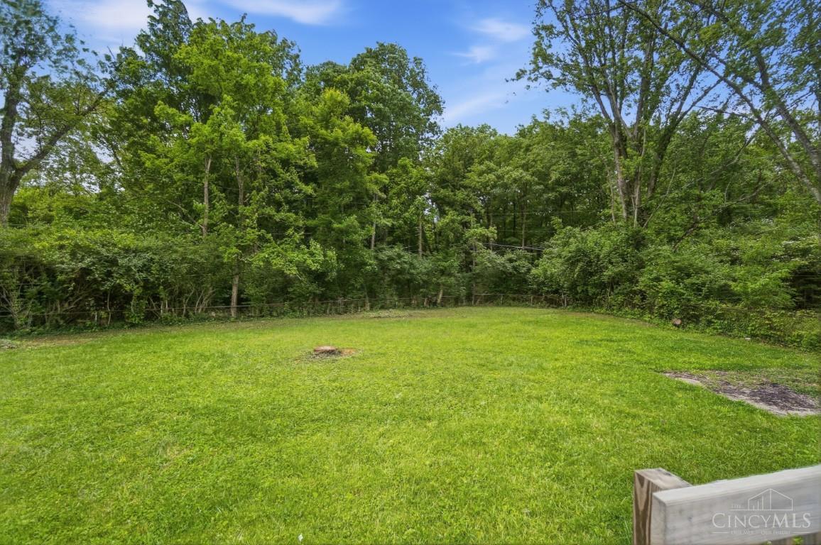 1855 Bluehill Drive Property Photo 32