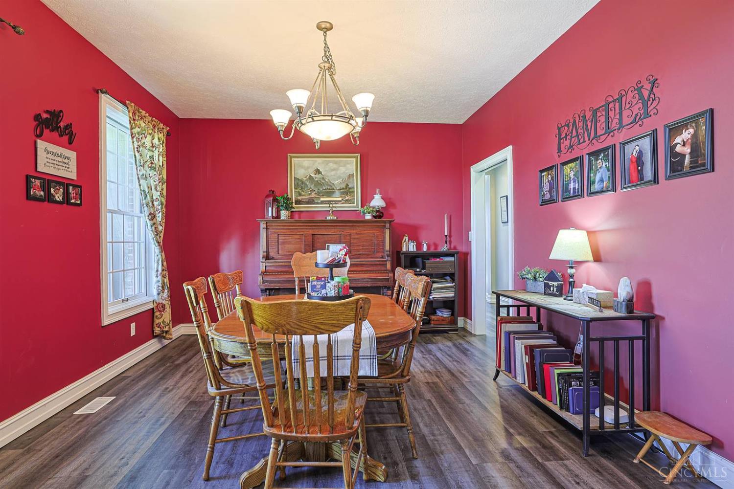 5640 Horseshoe Bend Property Photo 11