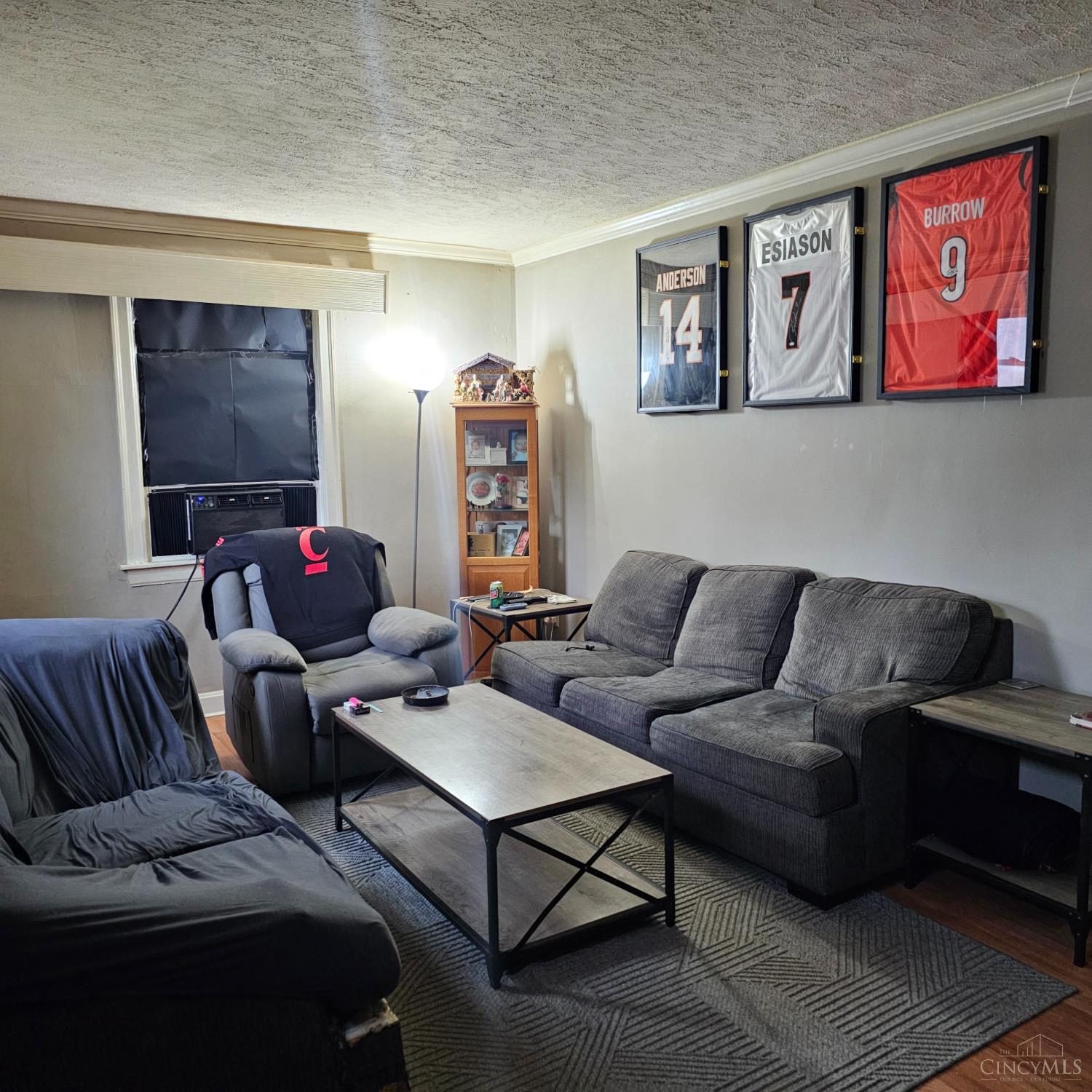1162 Groesbeck Road Property Photo 4