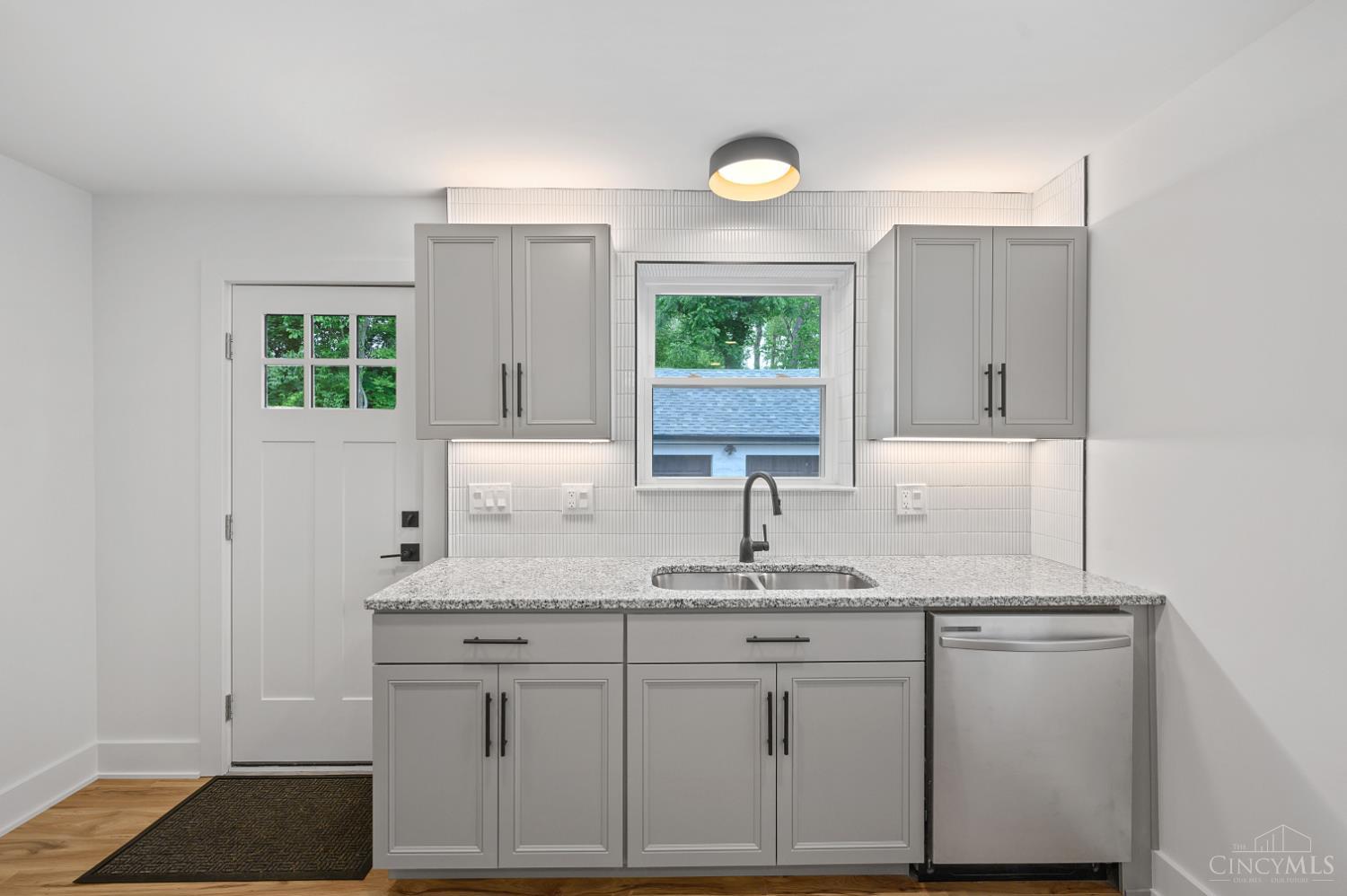 3622 Brotherton Road Property Photo 6