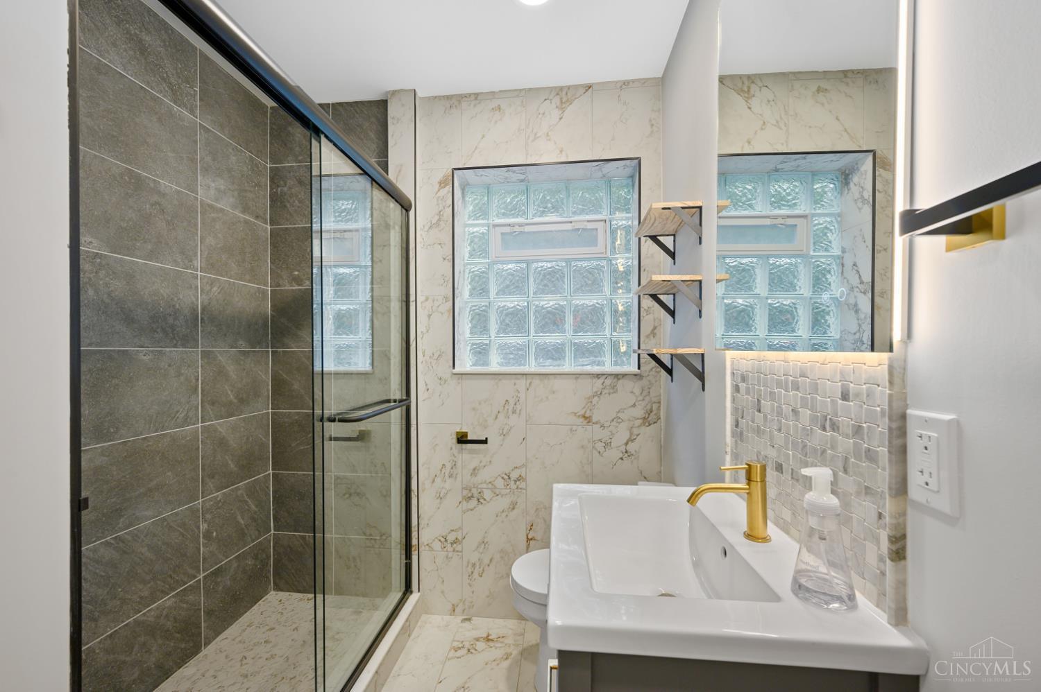 3622 Brotherton Road Property Photo 11