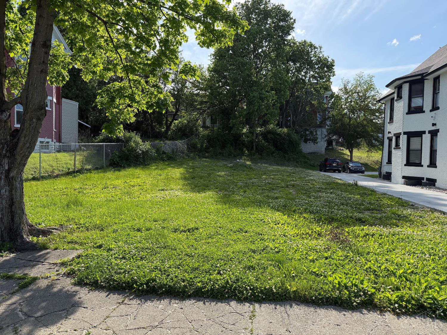 813 Hawthorne Avenue Property Photo 6