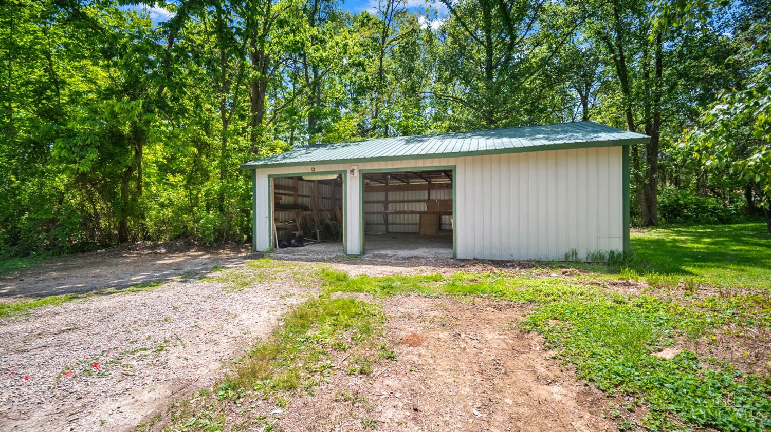 191 Cox Road Property Photo 4