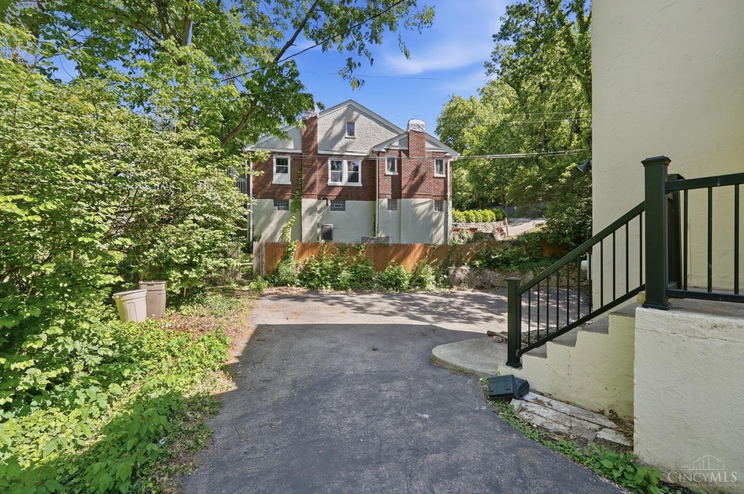 3931 Leyman Drive Property Photo 41
