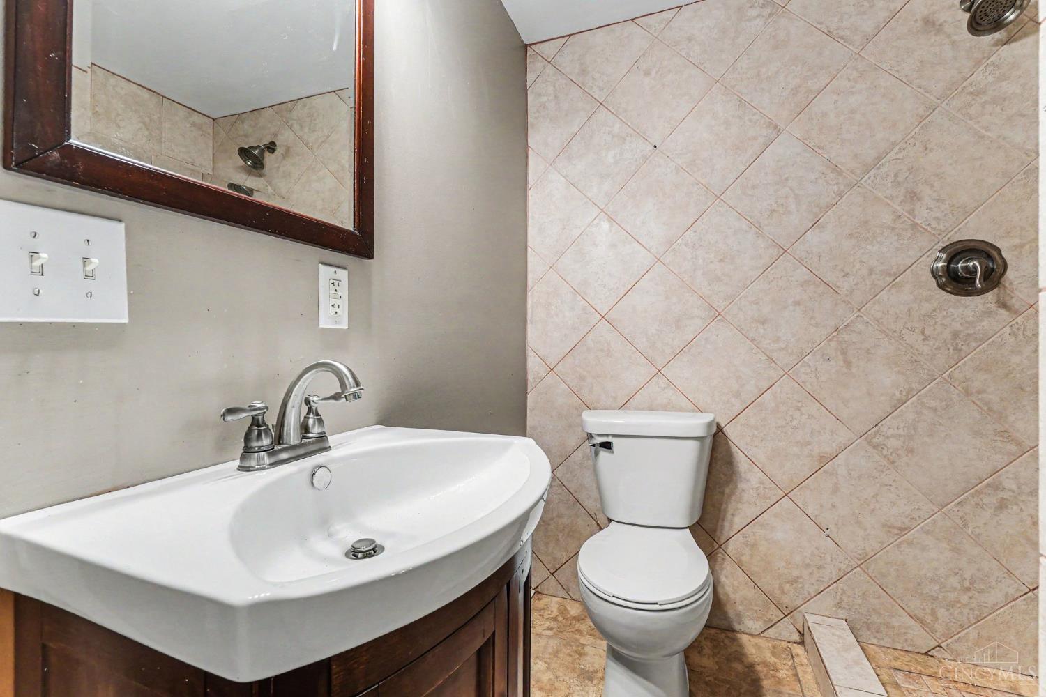 305 Eagle Knoll Drive Property Photo 29