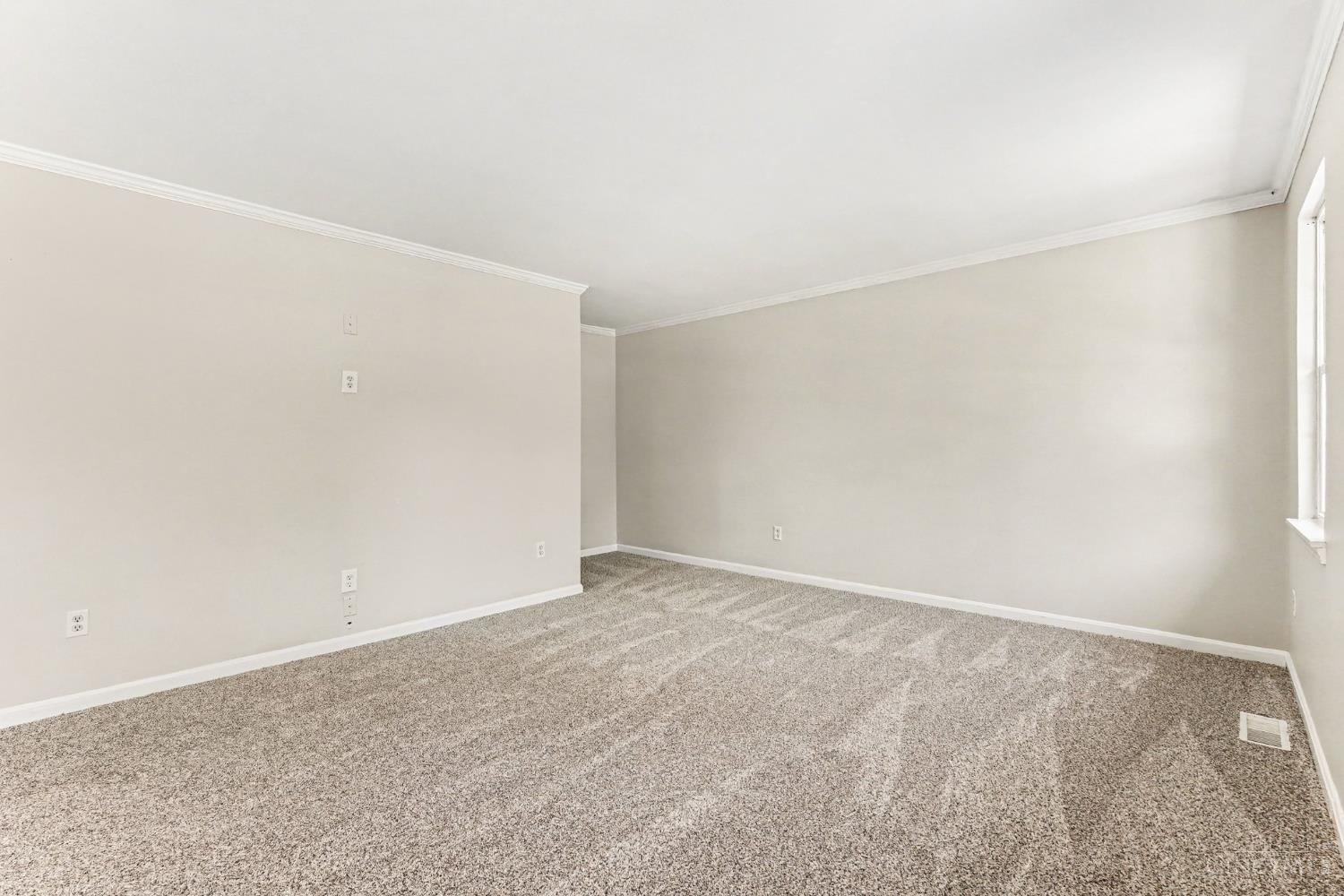 305 Eagle Knoll Drive Property Photo 30