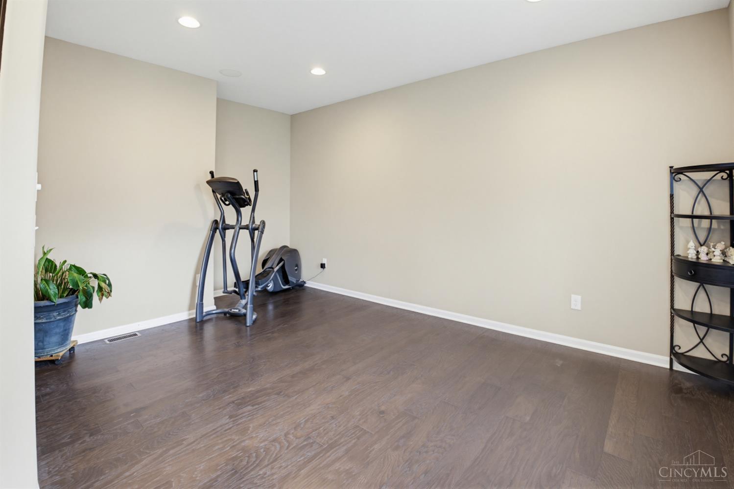 7485 Macaulay Boulevard Property Photo 30