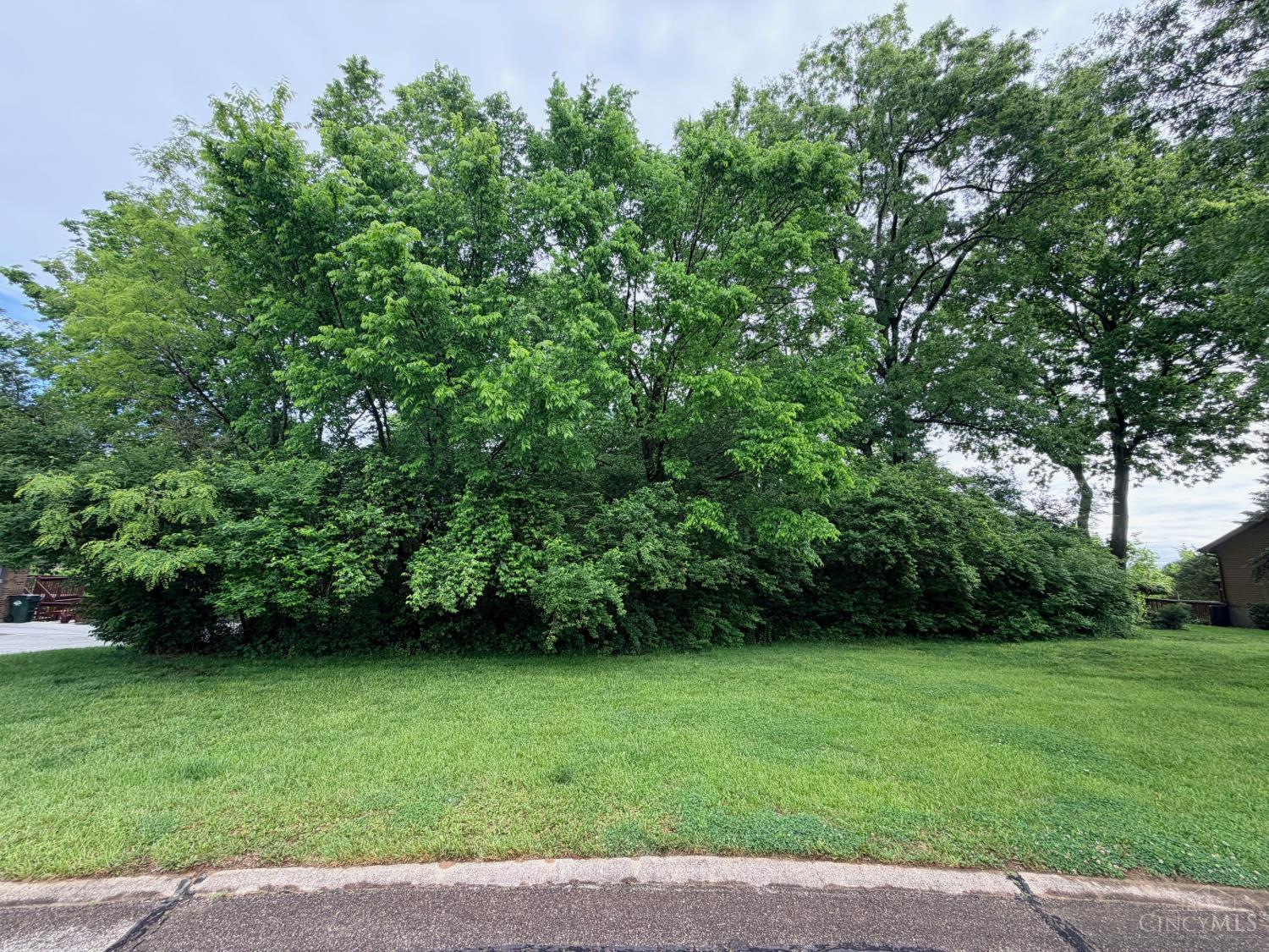 4302 Marcrest Drive Property Photo 4