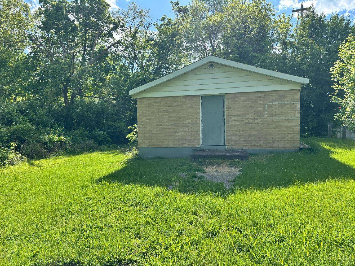 6715 Hamilton Mason Road Property Photo 2