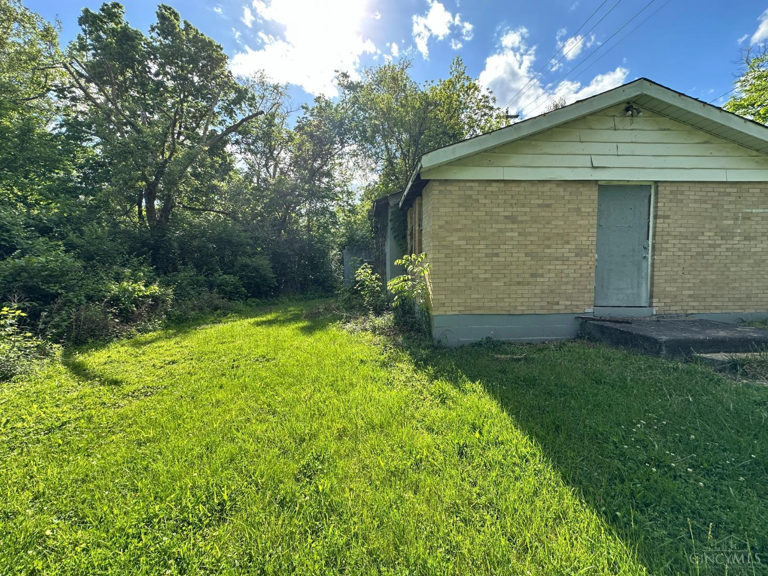 6715 Hamilton Mason Road Property Photo 5
