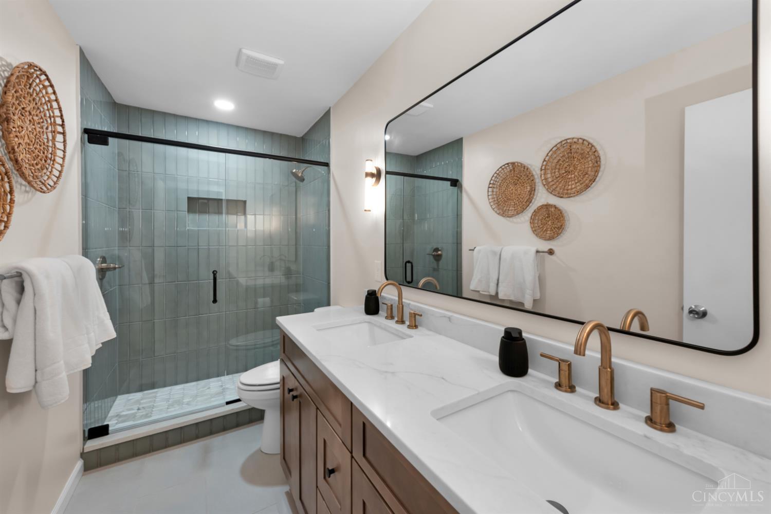 538 Tusculum Avenue Property Photo 23